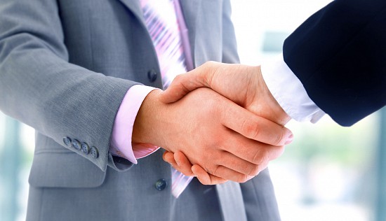 Đối tác và khách hàng